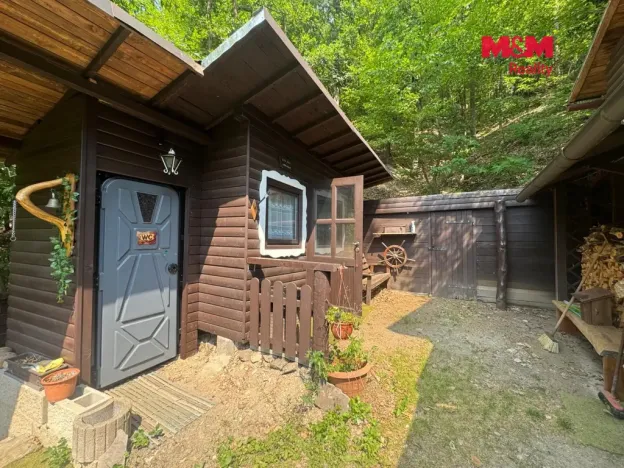 Prodej chaty, Nezabudice, 1441 m2