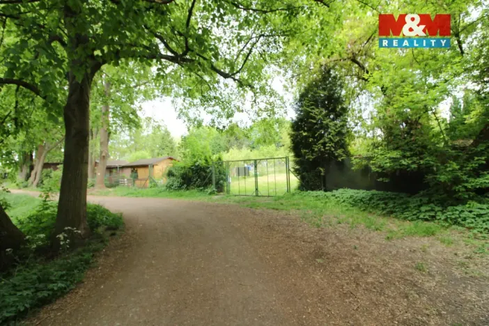 Prodej zahrady, Přezletice, 300 m2
