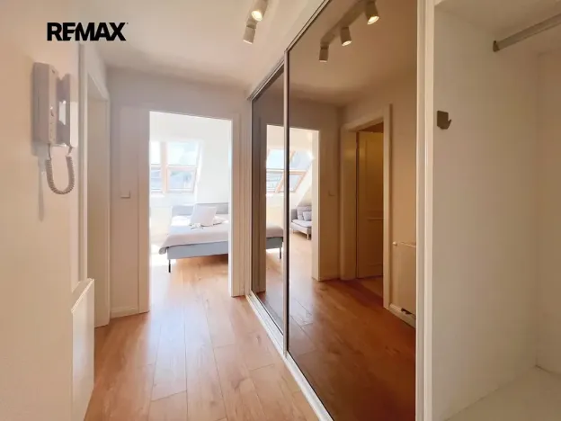 Pronájem bytu 1+kk, Praha - Košíře, Na Zámyšli, 32 m2