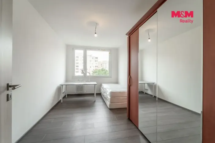 Prodej bytu 4+1, Praha - Černý Most, Bojčenkova, 104 m2