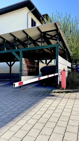 Pronájem garážového stání, Brno, Bešůvka, 18 m2