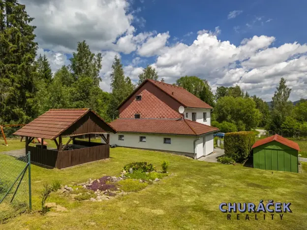 Prodej rodinného domu, Nová Pec, 280 m2
