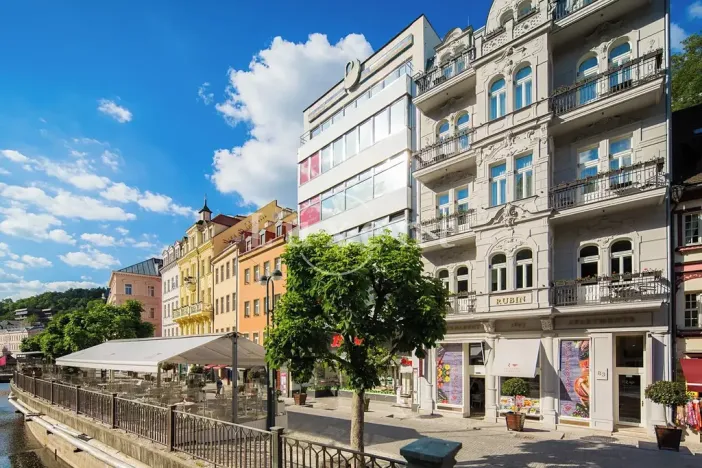 Prodej bytu 2+kk, Karlovy Vary, Vřídelní, 63 m2