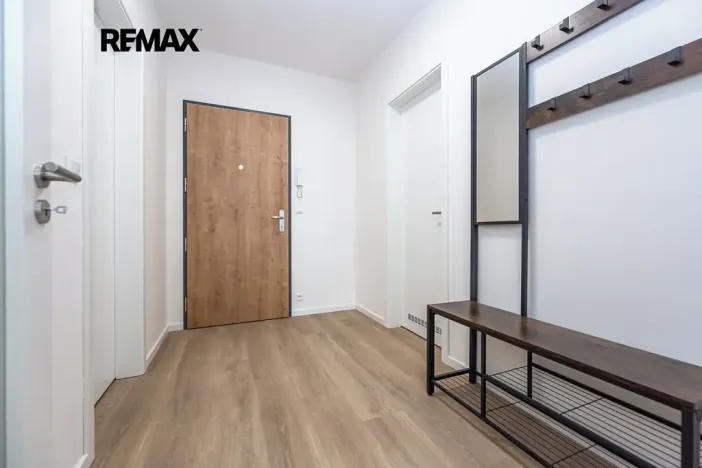 Pronájem bytu 2+kk, Praha - Hlubočepy, Divíškové, 3578 m2