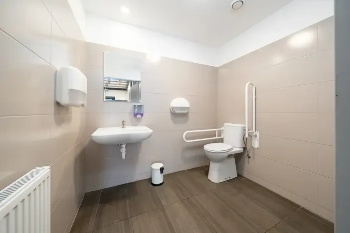 Pronájem obchodního prostoru, Říčany, Černokostelecká, 73 m2