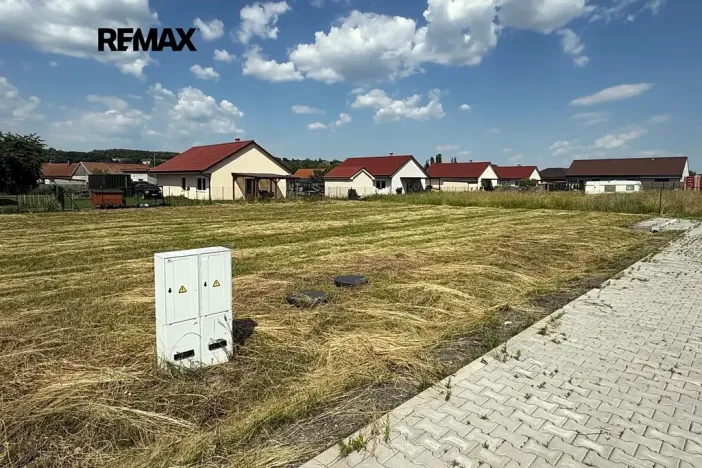 Prodej pozemku pro bydlení, Choťovice, 712 m2