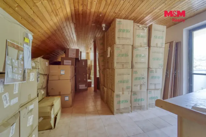 Prodej rodinného domu, Sluhy, 230 m2