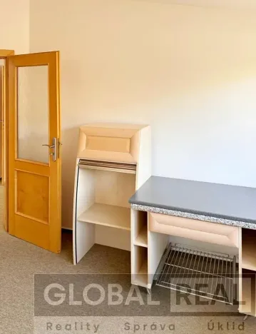 Pronájem bytu 3+1, Velké Meziříčí, 80 m2
