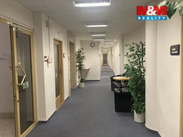 Pronájem kanceláře, Turnov, Havlíčkovo náměstí, 18 m2
