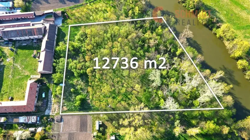 Prodej komerčního pozemku, Bulhary, 12736 m2