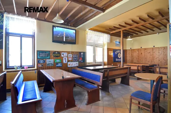 Prodej restaurace, Koryčany, Zámecká, 320 m2