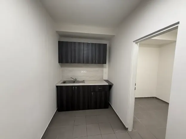 Pronájem obchodního prostoru, Cheb, Pražská, 615 m2