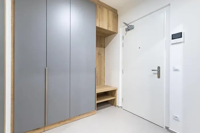 Pronájem bytu 1+kk, Praha - Žižkov, Seifertova, 29 m2