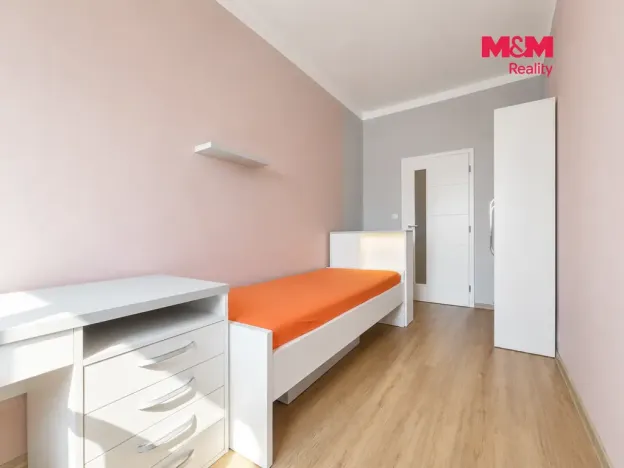 Pronájem bytu 2+kk, Čelákovice, Sokolovská, 50 m2