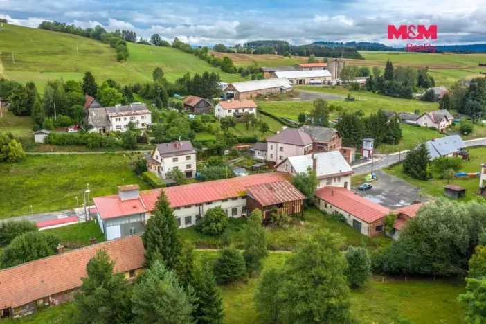 Prodej zemědělského objektu, Nová Ves nad Popelkou, 1427 m2