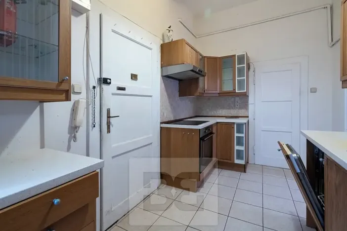 Pronájem bytu 2+1, Praha - Holešovice, U Uranie, 50 m2