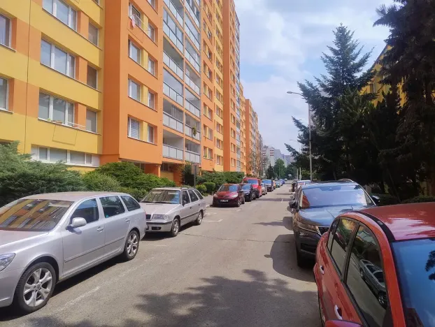 Prodej bytu 1+kk, Praha - Bohnice, Zelenohorská, 43 m2