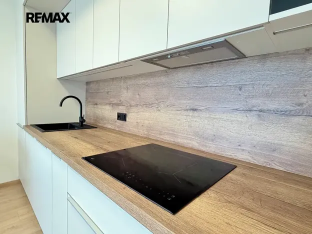 Pronájem bytu 2+kk, Hostivice, Cihlářská, 40 m2