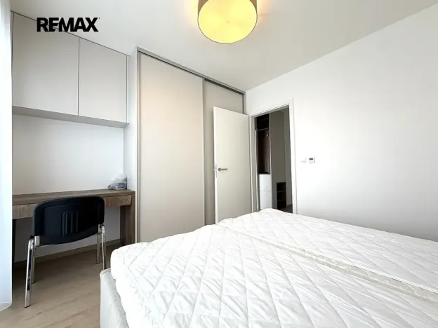 Pronájem bytu 2+kk, Hostivice, Cihlářská, 40 m2