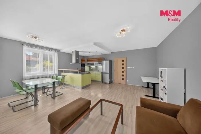 Prodej bytu 2+kk, Měchenice, Sloupecká, 64 m2