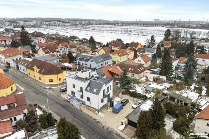 Prodej bytu 3+kk, Praha - Dolní Chabry, Kobyliská, 54 m2