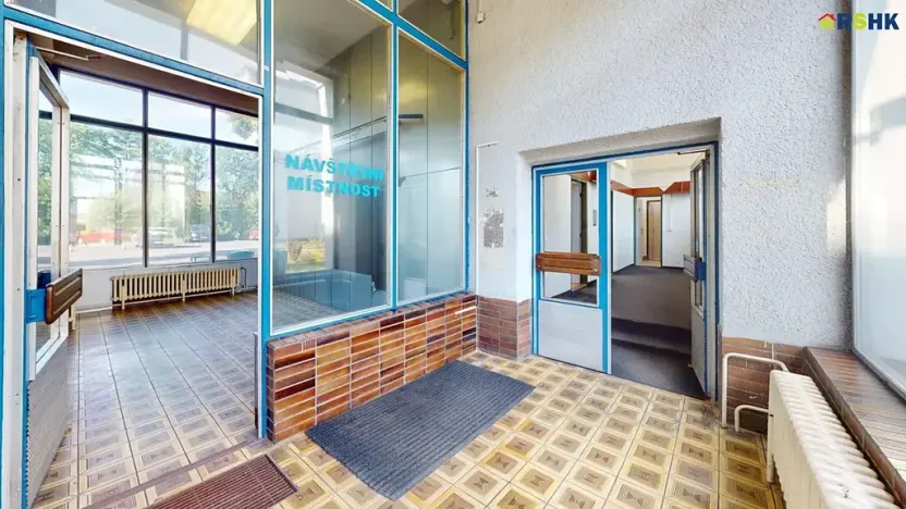 Pronájem kanceláře, Hradec Králové, Akademika Bedrny, 110 m2