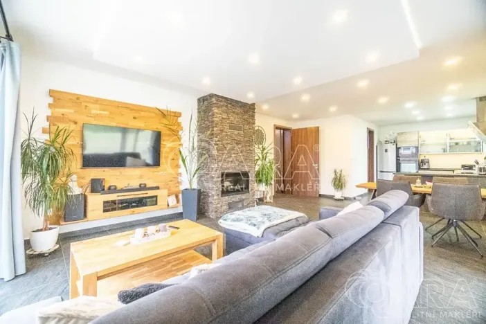 Prodej rodinného domu, Rožmitál pod Třemšínem, 180 m2