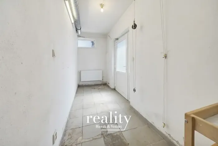 Prodej obchodního prostoru, Jihlava, Buková, 234 m2