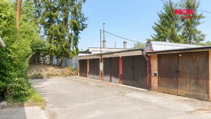 Prodej garáže, Zlín, Partyzánská, 18 m2