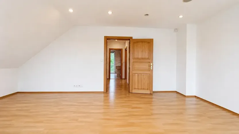Prodej rodinného domu, Praha - Pitkovice, Klouzková, 181 m2