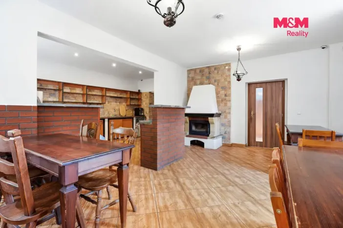 Prodej ubytování, Svojetín, 800 m2