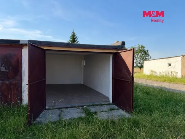 Pronájem garáže, Pardubice - Popkovice, 18 m2