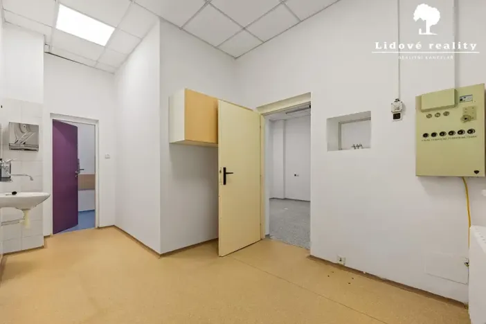 Prodej ordinace, Rožnov pod Radhoštěm, Lesní, 274 m2