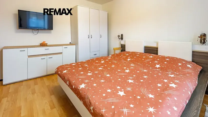 Prodej rodinného domu, Žandov, 296 m2