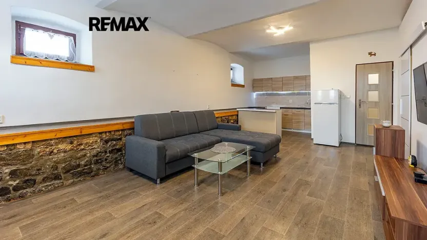 Prodej rodinného domu, Žandov, 296 m2