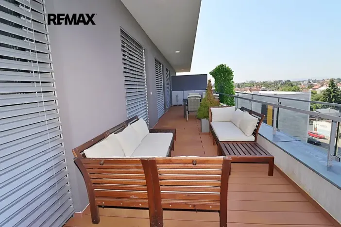 Prodej bytu 4+kk, Pardubice, Husova, 93 m2