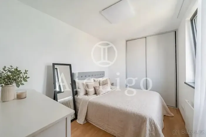 Prodej bytu 2+kk, Praha - Holešovice, U průhonu, 59 m2