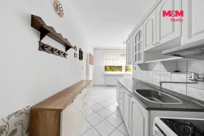 Prodej bytu 2+1, Povrly, Sídliště II, 58 m2