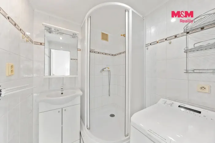 Prodej bytu 2+1, Povrly, Sídliště II, 58 m2