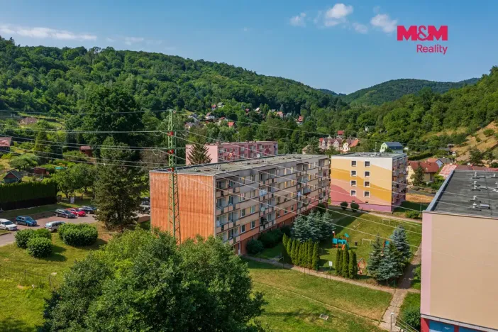 Prodej bytu 2+1, Povrly, Sídliště II, 58 m2