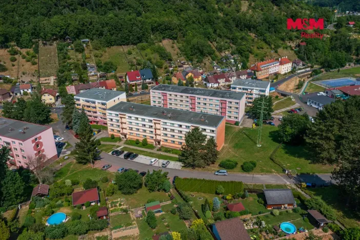Prodej bytu 2+1, Povrly, Sídliště II, 58 m2