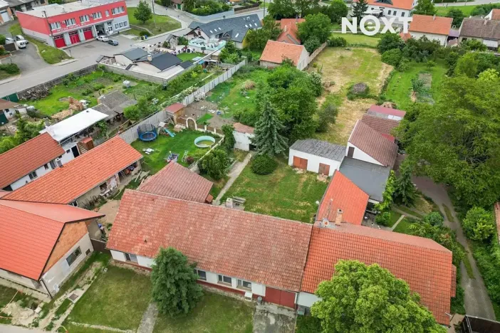 Prodej rodinného domu, Drnholec, nám. Svobody, 210 m2