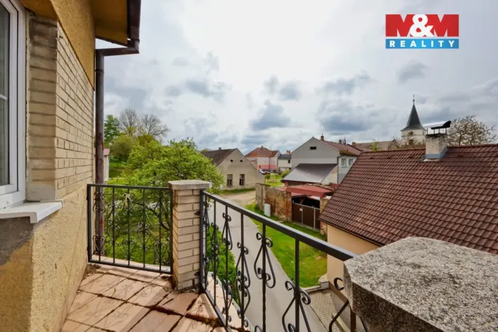Prodej činžovního domu, Černovice, Táborská, 330 m2