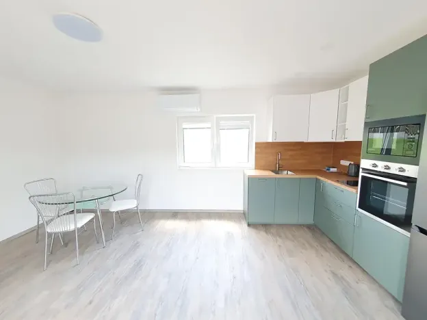 Pronájem rodinného domu, Libež, 55 m2