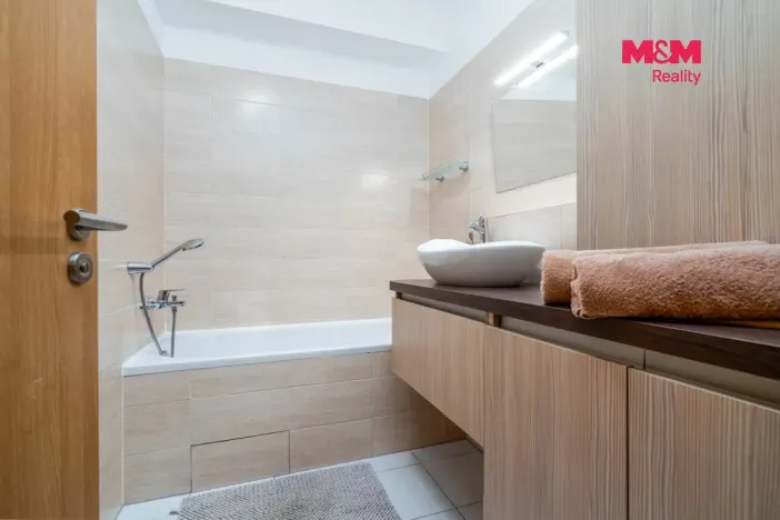 Prodej bytu 3+kk, Praha - Čakovice, Theinova, 91 m2