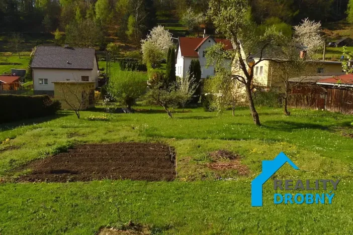 Prodej pozemku pro bydlení, Děčín, 878 m2