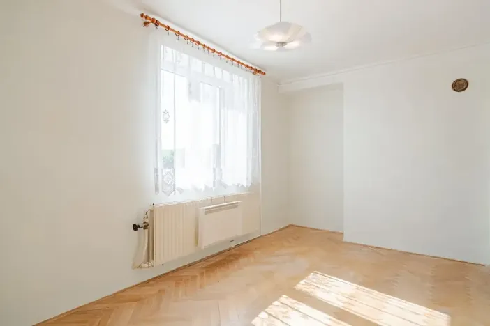 Prodej bytu 2+1, Nové Hrady, 75 m2