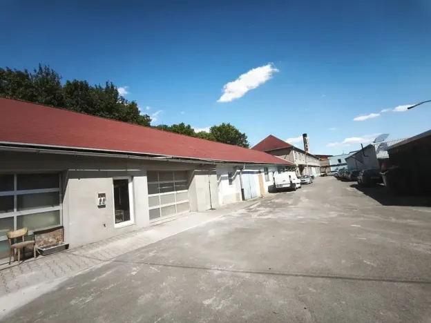 Pronájem kanceláře, Brno, Pod sídlištěm, 222 m2