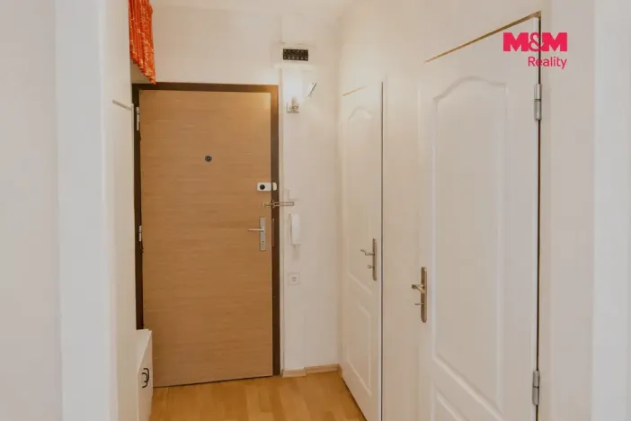 Prodej bytu 2+kk, Praha - Ruzyně, Ciolkovského, 41 m2