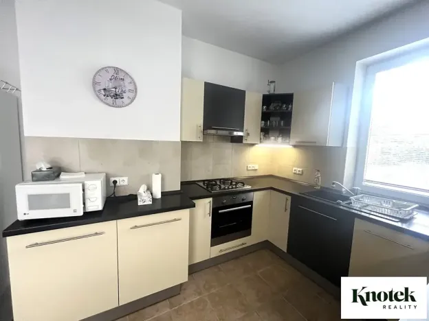 Pronájem bytu 2+1, Brno, Babičkova, 73 m2